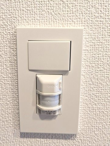 エスレジデンス浅草clarityの設備|人感センサー付き玄関ライト