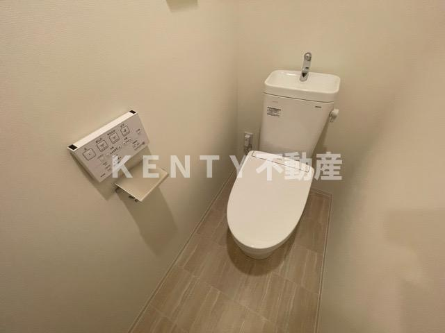 【トイレ】 | Brillia ist 洗足池の杜 | 落ち着いた色調のトイレです