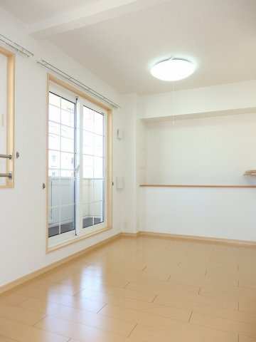 サン・ハーモニーの居間・リビング|使いやすい居間です