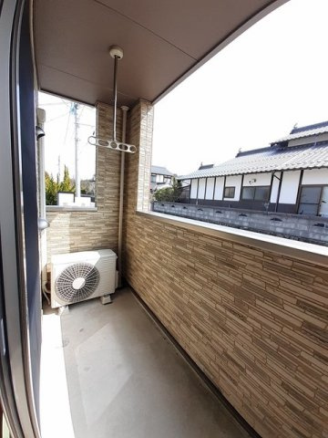 パストラルのぞみが丘Ⅰのバルコニー|外からの目が気にならないバルコニーで洗濯物が干せます