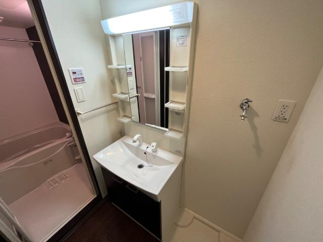 フェリーチェ・Ｋの洗面所|洗髪洗面化粧台