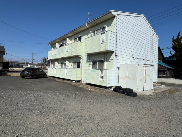 想定年間賃料474万　想定利回り13.54％　木造の外観