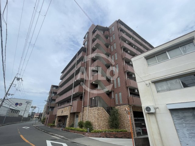 グルーヴ西三国(旧:プレジオ西三国)