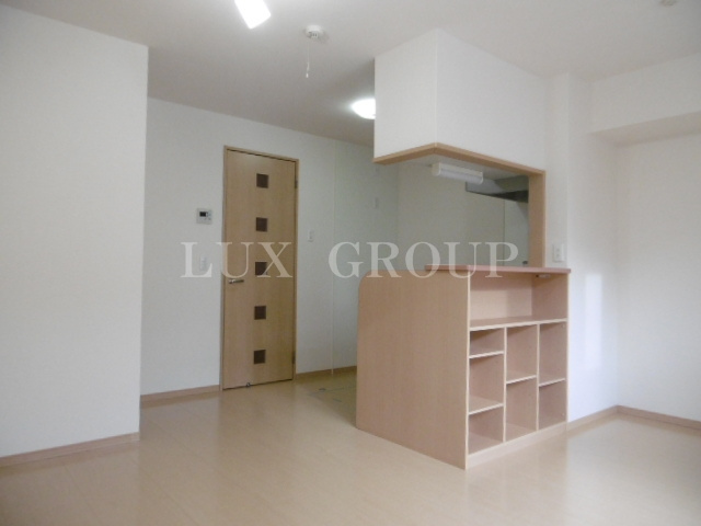 【居間・リビング】 | クレール四季彩の丘　六番館