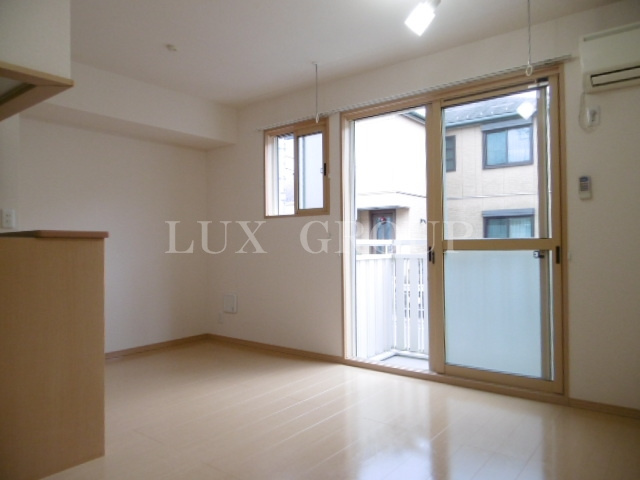 【居間・リビング】 | クレール四季彩の丘　六番館