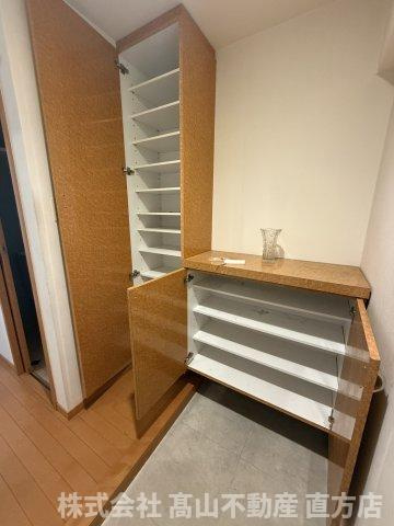 プリンス二番館の収納