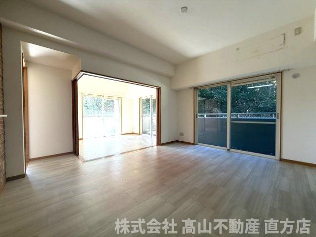 プリンス二番館の居間・リビング