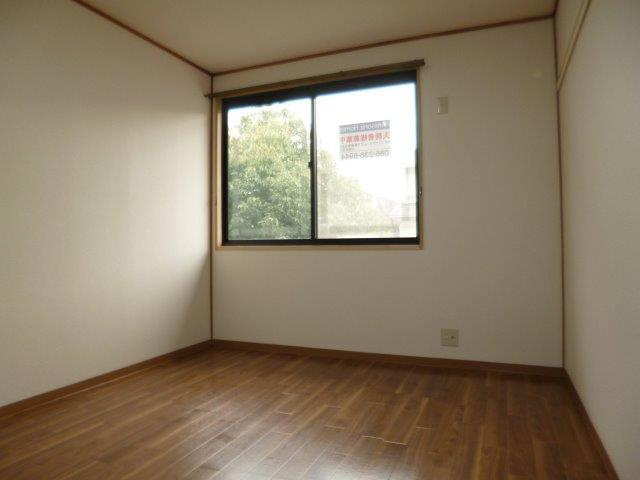 サンビレッジ新田Cの独立洗面台