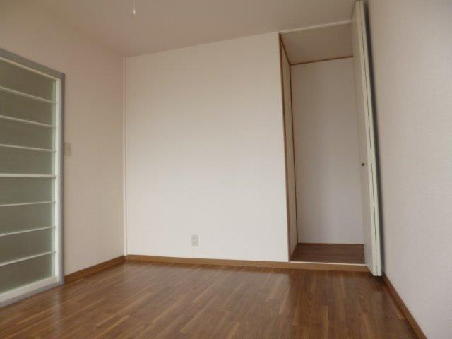 サンビレッジ新田Cの内装|洋室