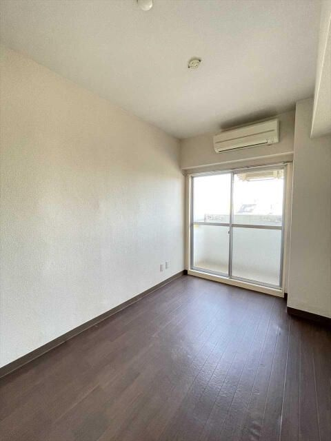 スカイコート入谷の居間・リビング