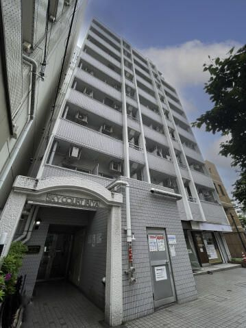 スカイコート入谷の外観