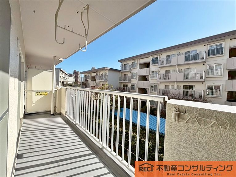 今津浜パークタウン16号棟のバルコニー
