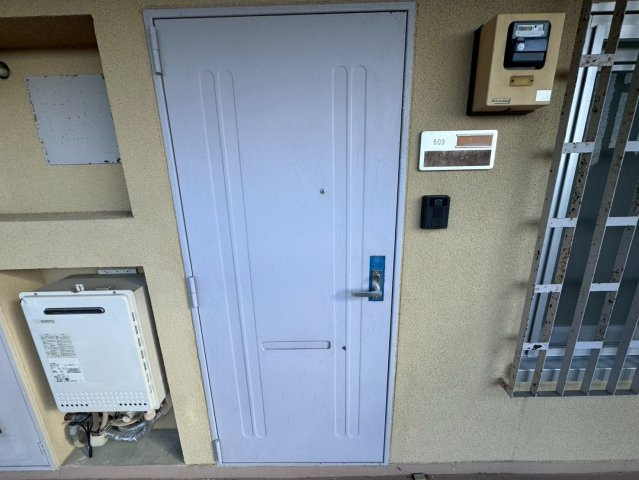 ウィッシュ・ヴィーガの玄関