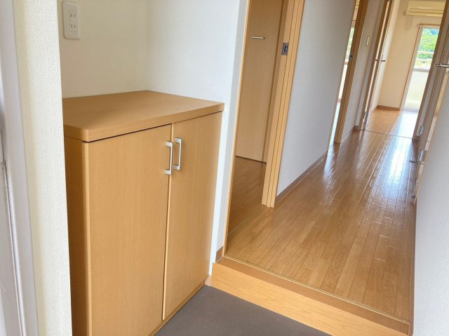 ウィッシュ・ヴィーガの玄関