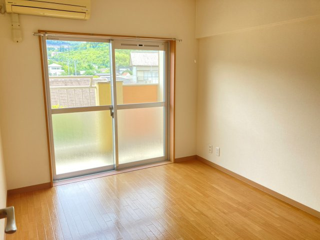 ウィッシュ・ヴィーガの洋室