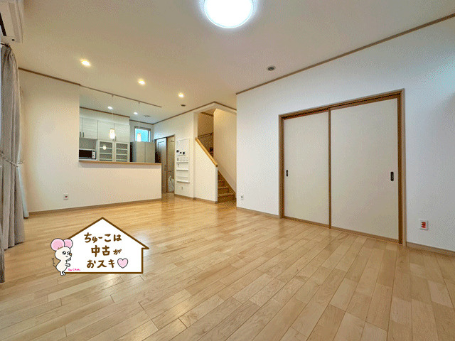 宮城郡利府町菅谷字赤坂の居間・リビング