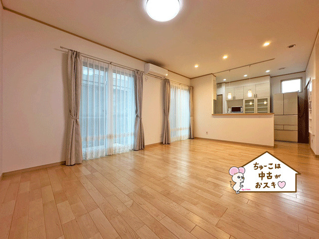 宮城郡利府町菅谷字赤坂の居間・リビング