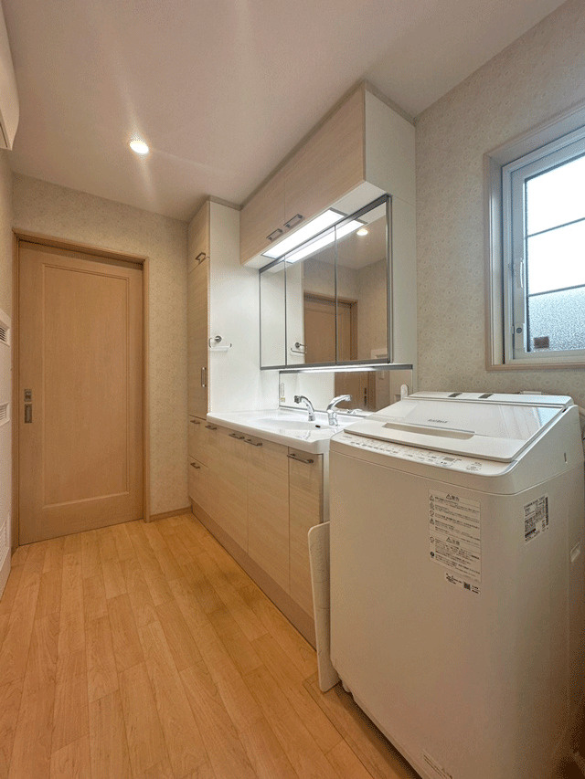 宮城郡利府町菅谷字赤坂の独立洗面台