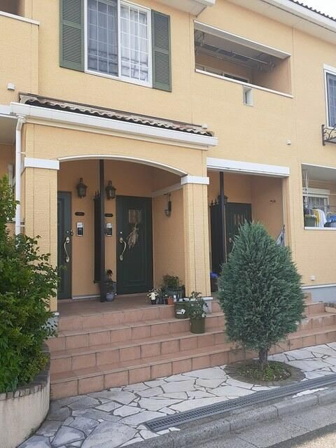 ベル中里のエントランス