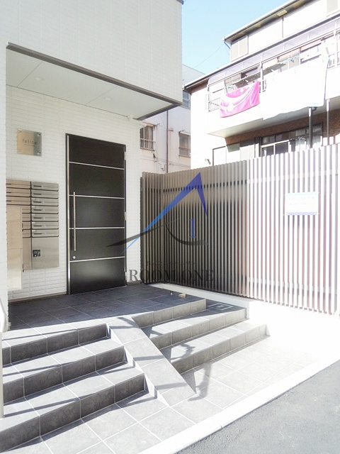 フェリーチェ平和島のエントランス|エントランスです。