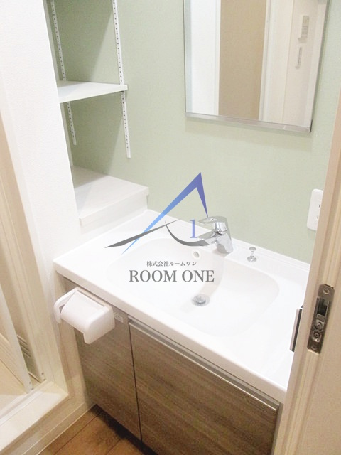 フェリーチェ平和島の洗面所|独立洗面台です。