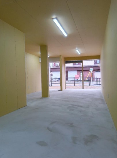 北大利町貸店舗・事務所の内装