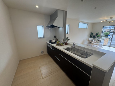【キッチン】 | 豊見城市我那覇（全3棟）1号棟 | 1号棟　使いやすいシステムキッチン♪