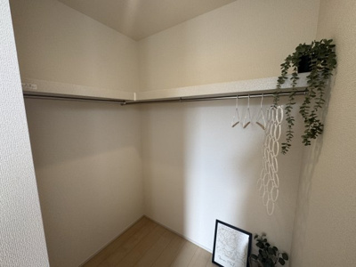 【収納】 | 豊見城市我那覇（全3棟）1号棟 | 1号棟　洋室7.5帖＋WIC付き♪