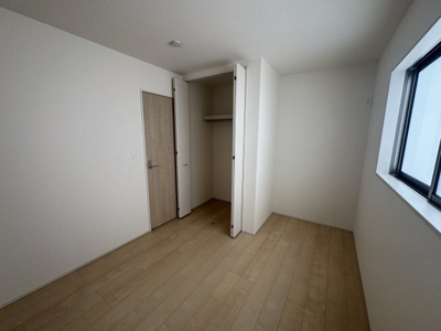 【洋室】 | 豊見城市我那覇（全3棟）1号棟 | 1号棟　洋室5.2帖＋CL付き♪