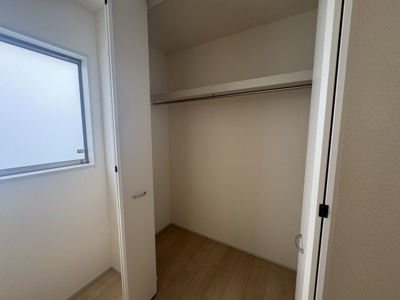 【収納】 | 豊見城市我那覇（全3棟）1号棟 | 1号棟　洋室4.5帖＋CL付き♪