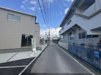【前面道路含む現地写真】 | 豊見城市我那覇（全3棟）1号棟 | ※南東側公道4.3m♪