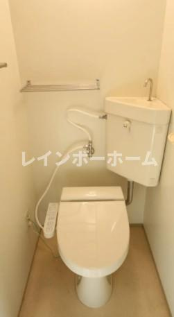 スチューデントハイツ昭和のトイレ|※別部屋参照写真となります。
