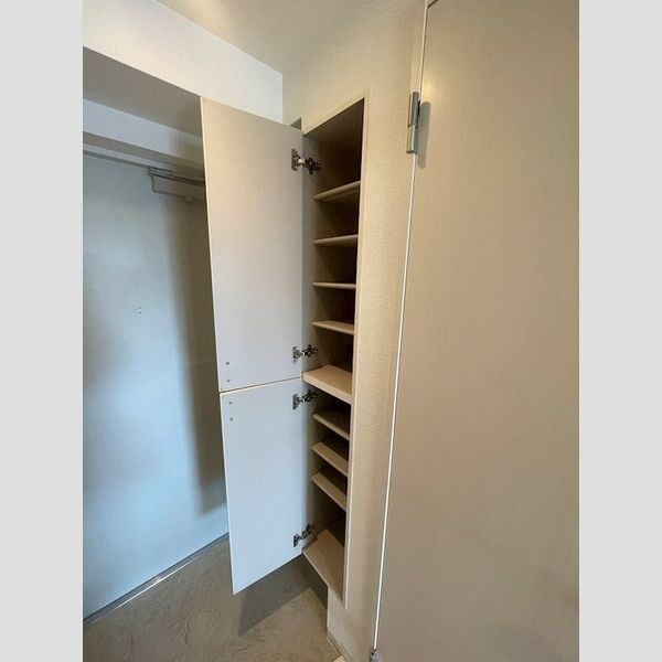 アルカンシェルの玄関