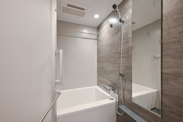 リビオメゾン西麻布の浴室