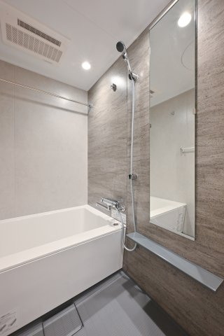 リビオメゾン西麻布の浴室