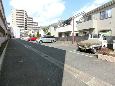 【駐車場】 | グランドール三鷹壱番館