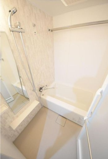 ザ・パークハビオ本郷菊坂の浴室|※同タイプ別室参考写真です。