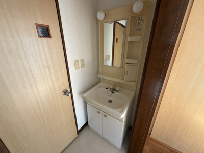 【洗面所】 | サンヴィラ