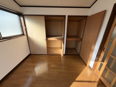 【洋室】 | サンヴィラ