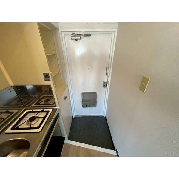 浜本ビルの玄関