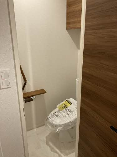ピアヌーラ東雲のトイレ|ゆったりとした空間のトイレです