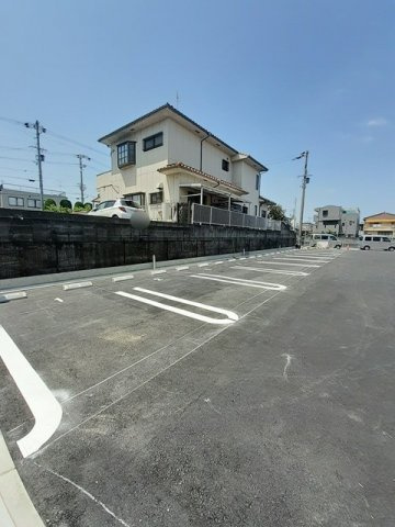 フェリス・ストリームⅡの駐車場