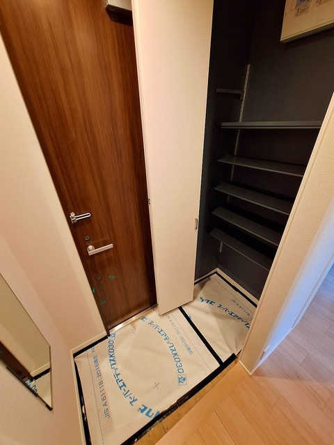 グレイスコートの玄関