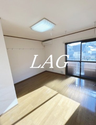 【居間・リビング】 | コーポアイビー | 洋室のお部屋です。