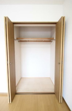 【収納】 | すずらんマンション | クローゼット完備。