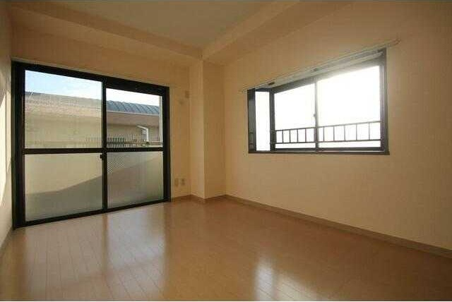 東大和市奈良橋５丁目の賃貸マンションの寝室