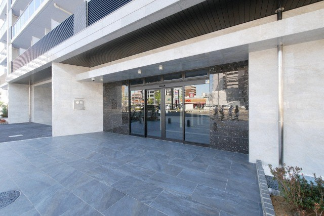 MELDIA CREST TAPP NAMBA-WESTのエントランス