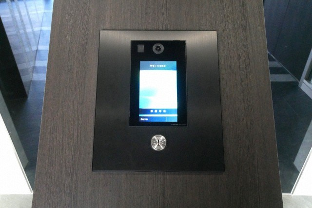 MELDIA CREST TAPP NAMBA-WESTのセキュリティ