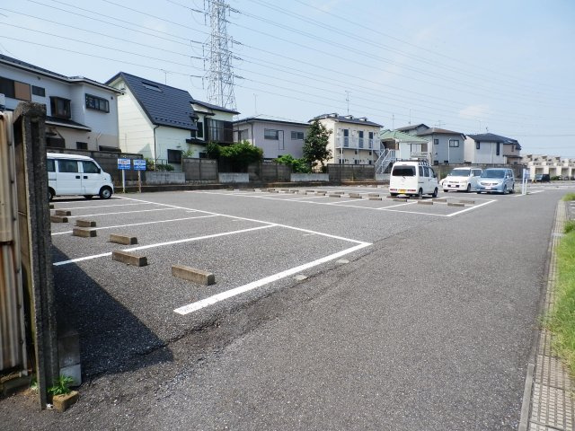 千葉市稲毛区小中台町の駐車場