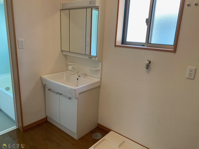 シャインスクエアDの洗面所